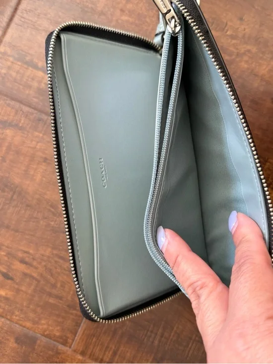 Coach Black Leather Wristlet Wallet with Party Owl Print - Picture 10 of 12